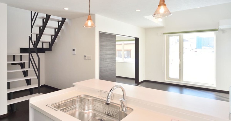 寒すぎる家を卒業！ モダン+高気密高断熱のFPの家　旭川市S邸/大丸ホーム