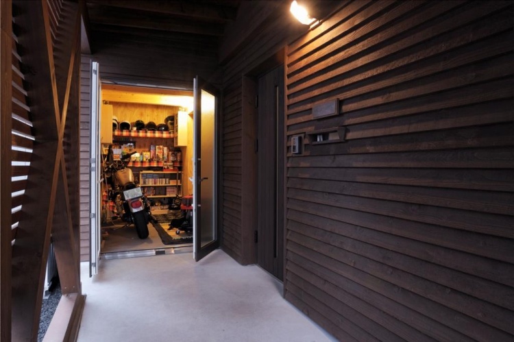 バイク部屋のある家　札幌市・M邸 丸三ホクシン建設