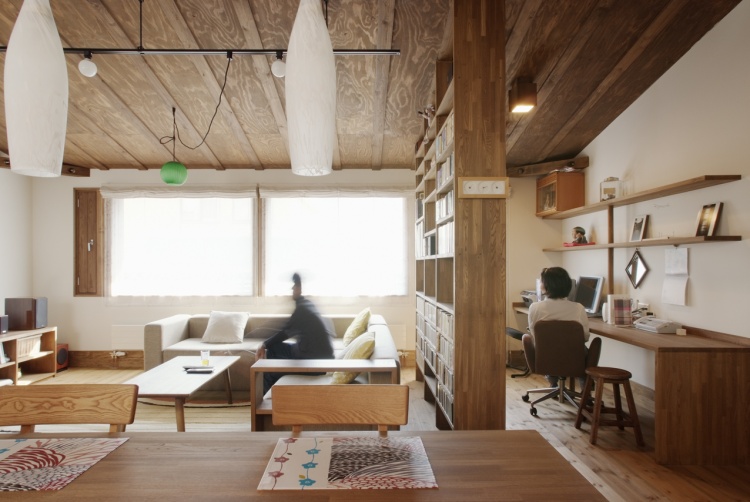 古民家の風合いの新築住宅/札幌市Ｓ邸/丸三ホクシン建設