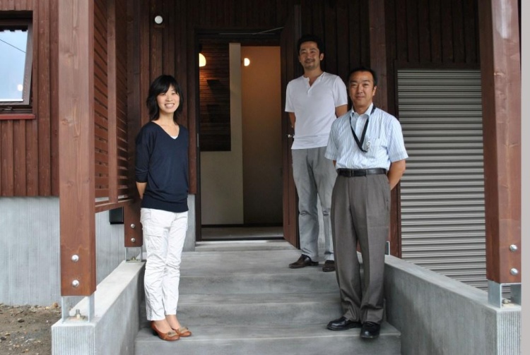 山小屋風の自由で上質感漂う住まい