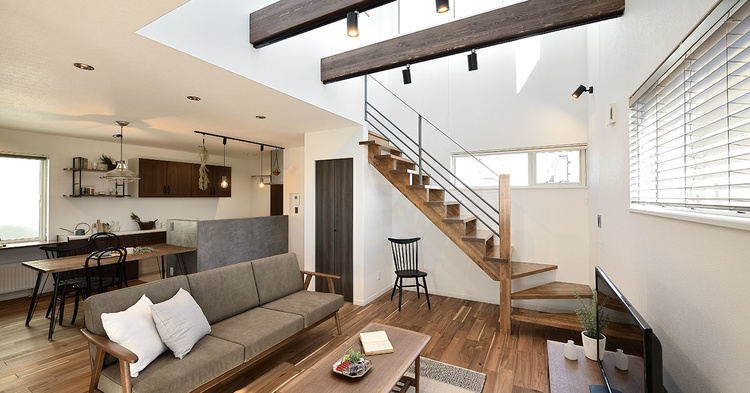 グリーンに囲まれ穏やかな時間を過ごせるラスティックモダンなmalme＋(マルムプラス)　札幌・イネスホーム