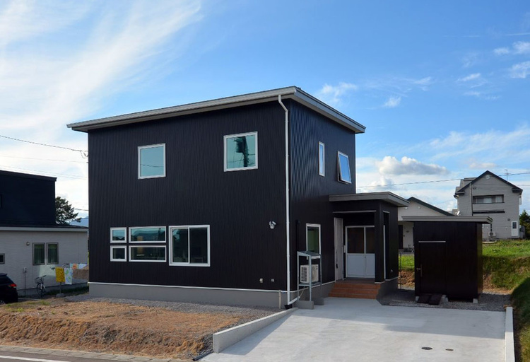 蓄電池搭載！ZEH＆オーダーキッチンの家 七飯町・Ｋさん/函館・渋谷建設