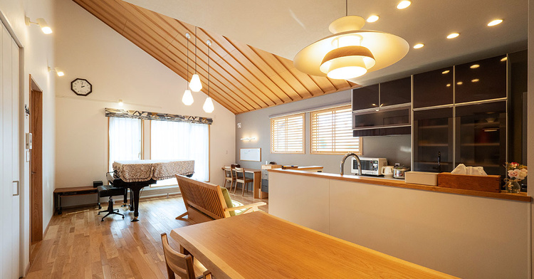 旭川家具が似合う！昭和木材・和モダン平屋の家