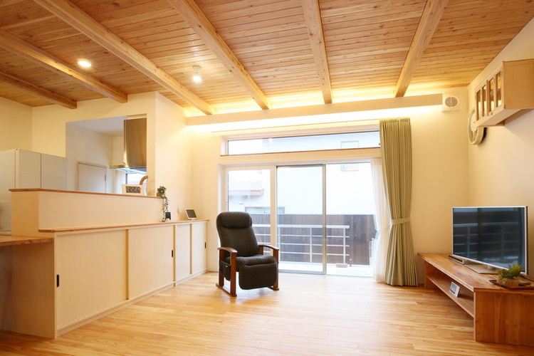 リノベーションで叶えたUA値0.27の暖かい家 水野建設／幕別町