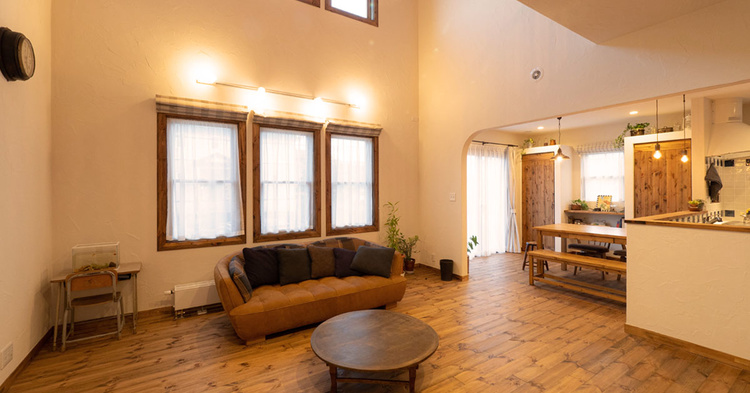 憧れのヨーロピアンカントリーをアレンジ　帯広・cubeチセ(キューブチセ)の家