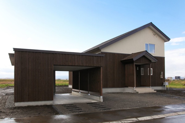 旭川の隣、東川町で小岩組がモデルハウス公開