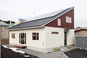 家族を守る防災&快適なLCCM住宅/北斗市Ｔ邸　ノースランドホーム（山野内建設）