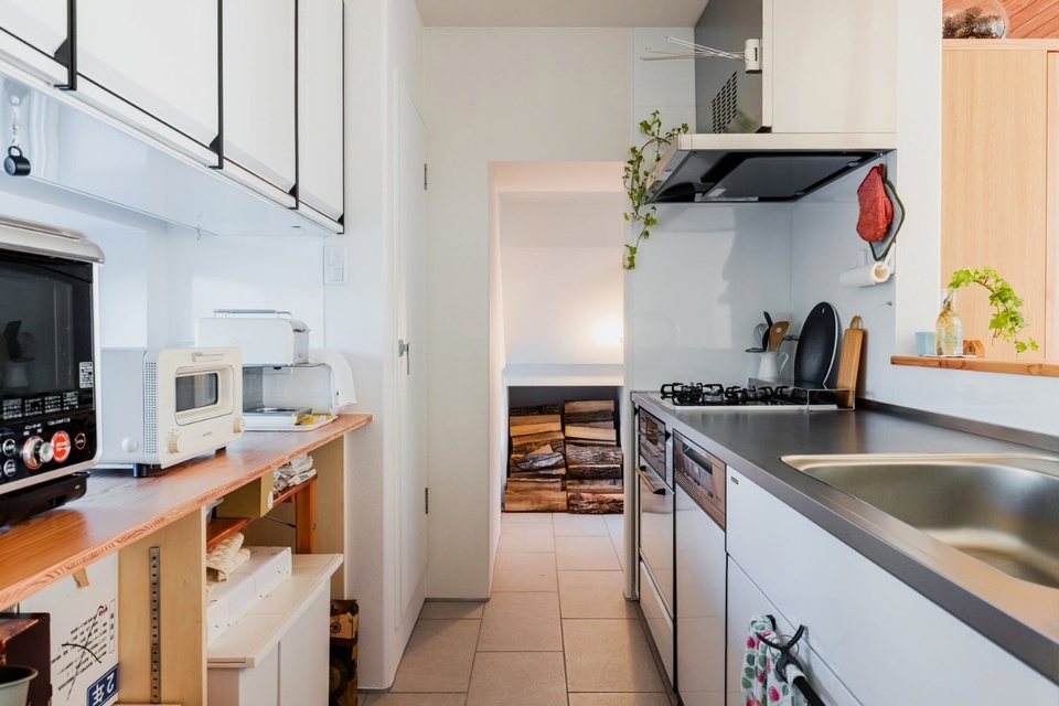 使い勝手を重視して選んだシンプルなステンレスキッチン