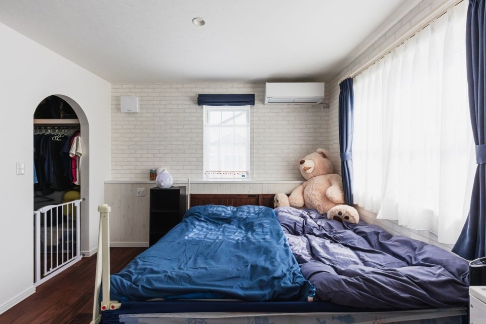 主寝室には大きなウォークインクローゼットも配置。