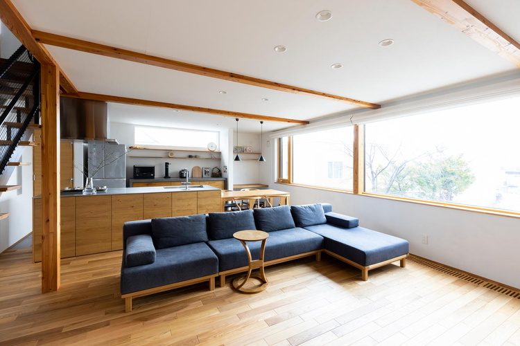 駅徒歩圏で叶えた25畳LDKにたくさんのこだわり　札幌市M邸/SUDOホーム