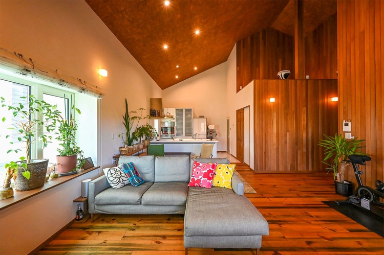 ４倍断熱と自然素材を活かした住まい 網走市H邸／光輝建設