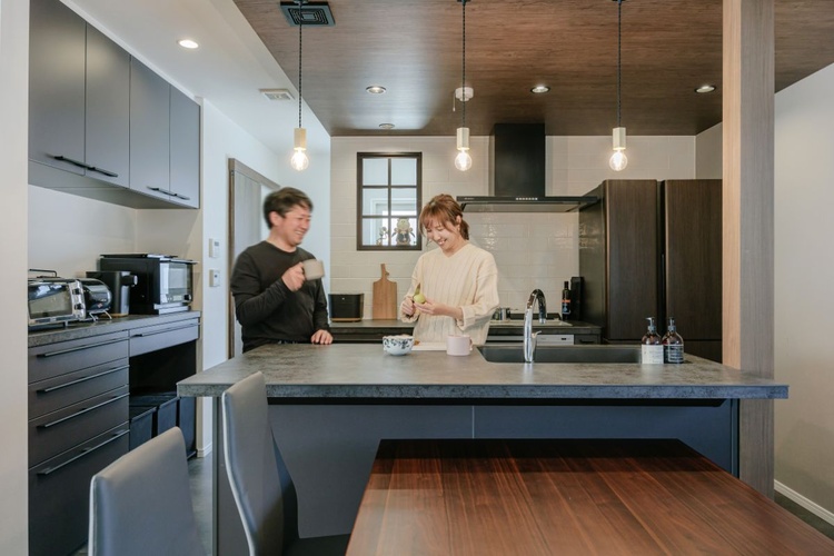 二世帯住宅をリフォームで「新築以上」の我が家に/芽室町S邸　ティーメイス