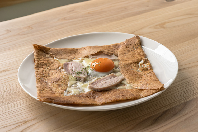 食材も家具も「地場産」 ガレット&クレープの「くれぴえ」（旭川市）