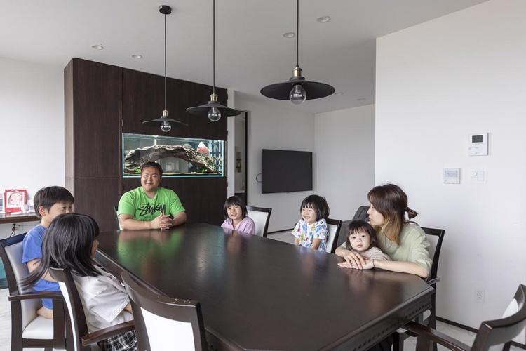 オーシャンビュー&巨大水槽&超省エネの家 /稚内市Ｉ邸/小山内建設