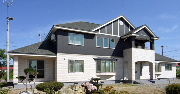 株式会社髙坂ホーム