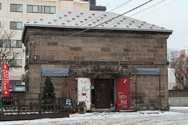 ■2014年12月11日　札幌軟石の蔵を改造した、札幌市中央区のcafe Mar（カフェマール）にて収録