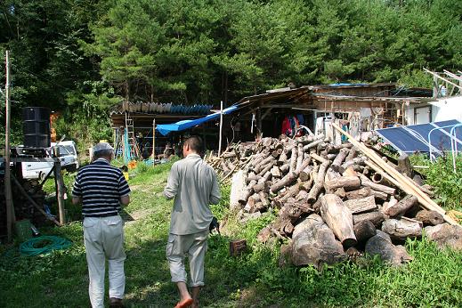 どこに住むかはけっきょくは住む人が自ら決めるもの。一(はじめ)さんは「北の国から」にあこがれ、都会生活を捨てた。人それぞれの選択が可能なのが土地選びだ。