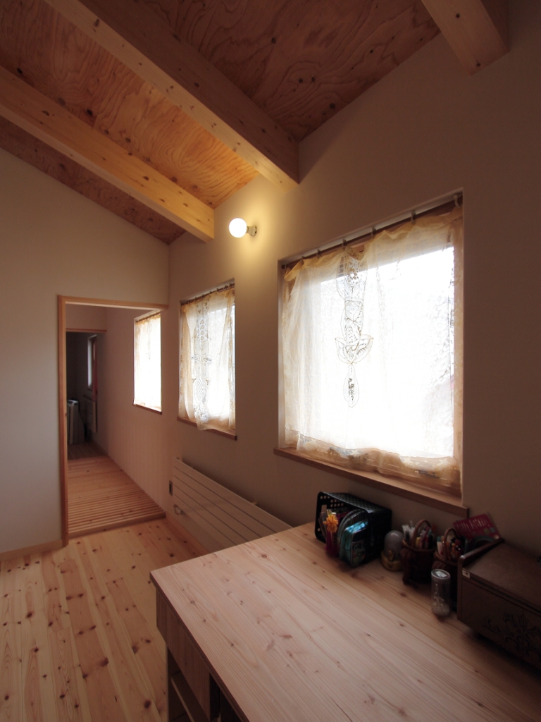 100年もののアンティークレース