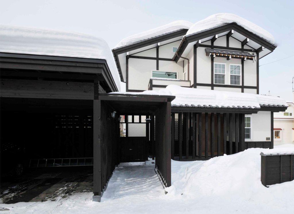 三州瓦やこだわりの和室。家族の思い出も受け継ぐ家　札幌市南区・Aさん