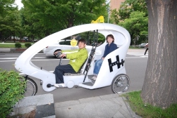velotaxi1.jpg