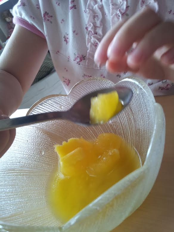 嫌がる子どもに薬を飲ませる方法。